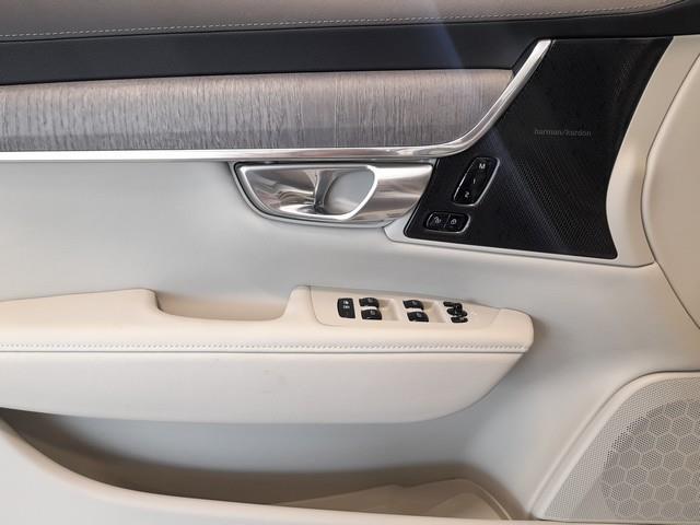 VOLVO V90 Cross Country 2023