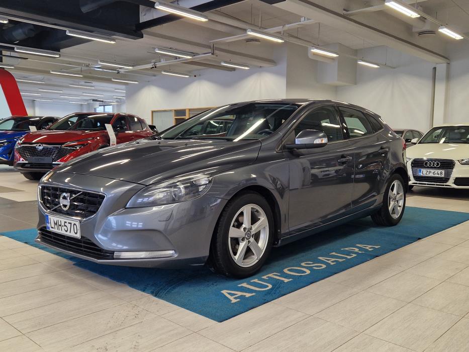 VOLVO V40 2013