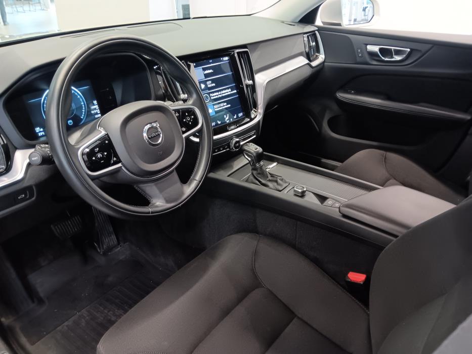 VOLVO V60 2019