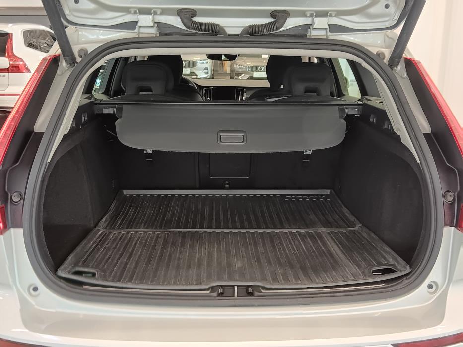 VOLVO V60 2019