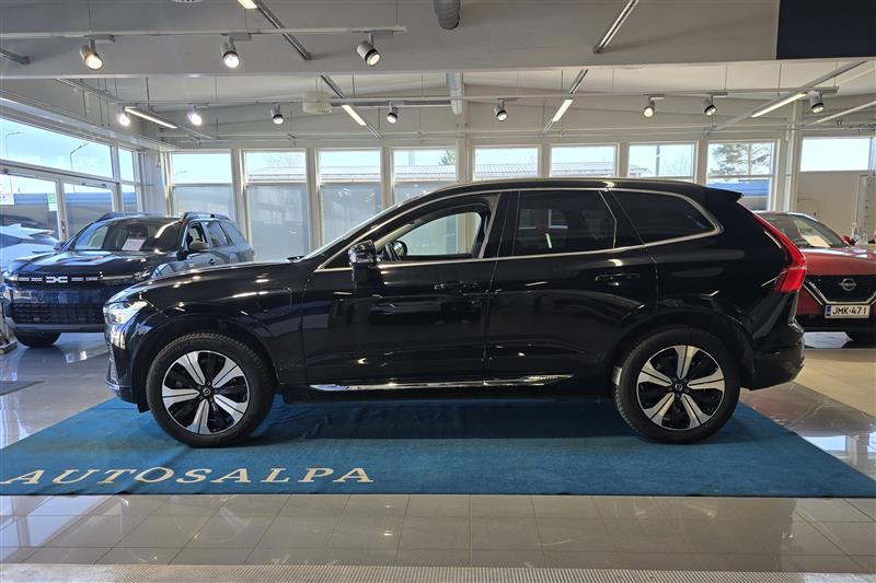 VOLVO XC60 2023