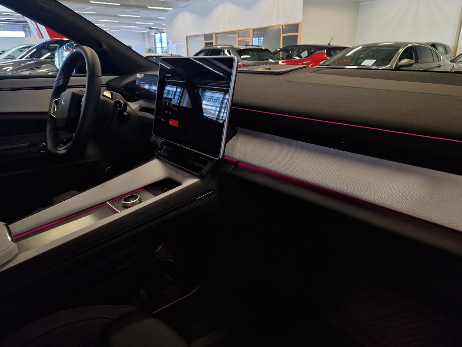 POLESTAR 4 2026