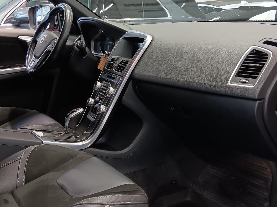 VOLVO XC60 2016