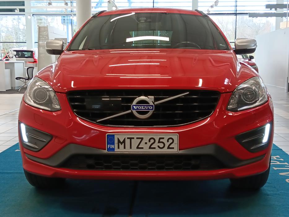 VOLVO XC60 2016