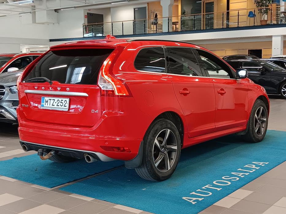 VOLVO XC60 2016