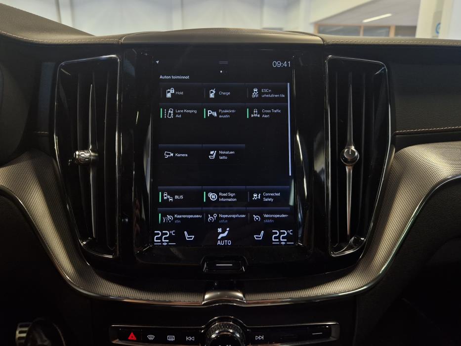 VOLVO XC60 2020