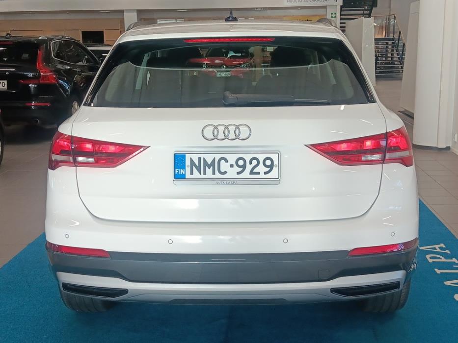 AUDI Q3 2019