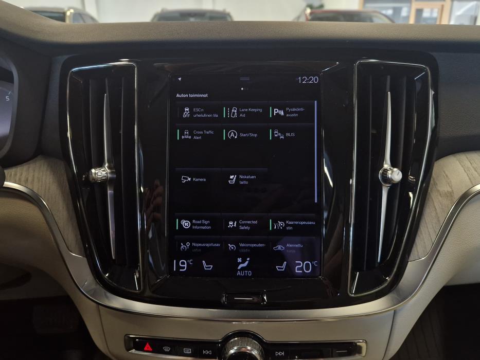 VOLVO S60 2021