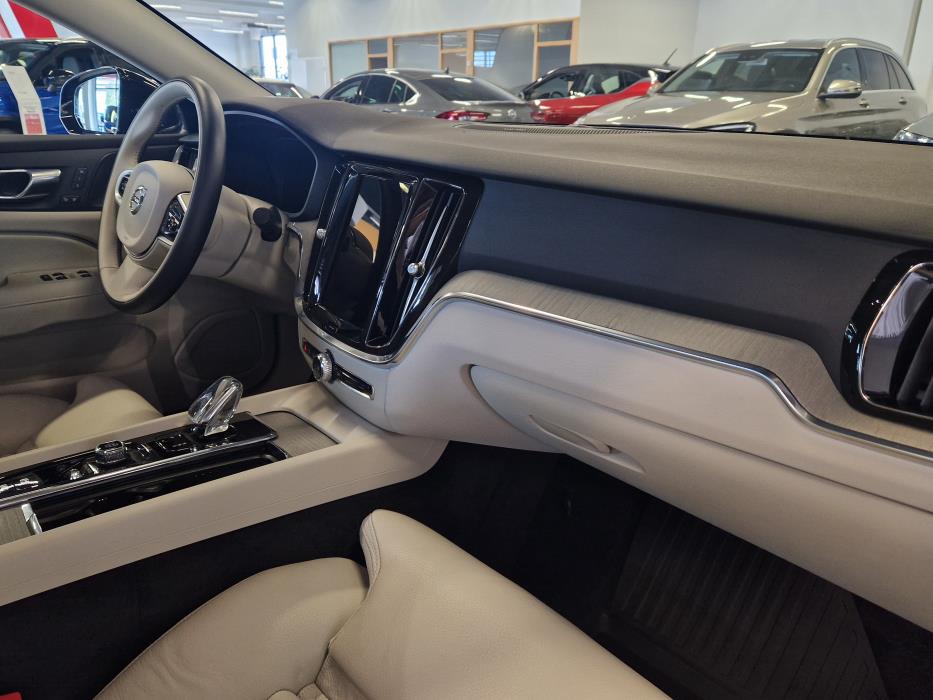 VOLVO S60 2021