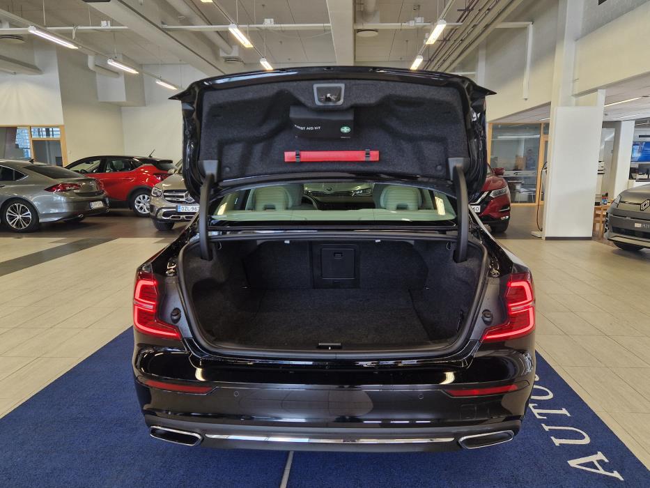 VOLVO S60 2021