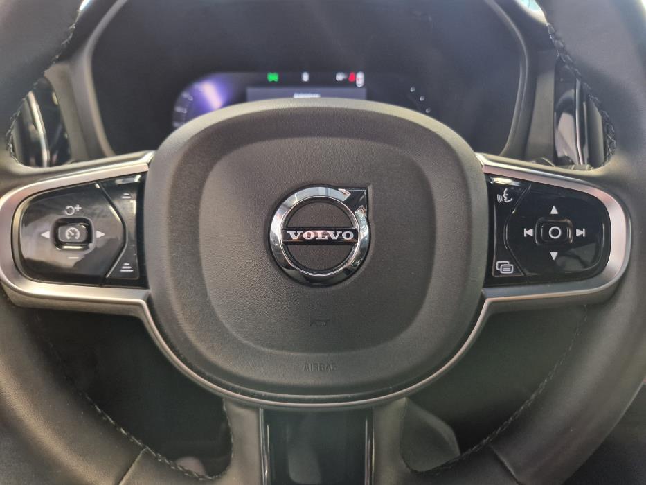 VOLVO V60 2024