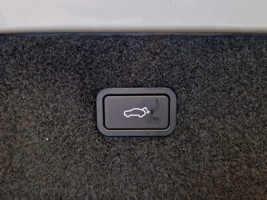POLESTAR 4 2026