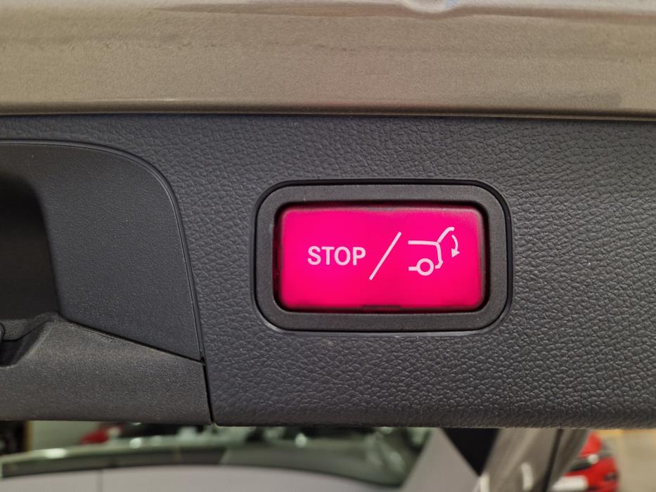 MERCEDES-BENZ GLC 2020