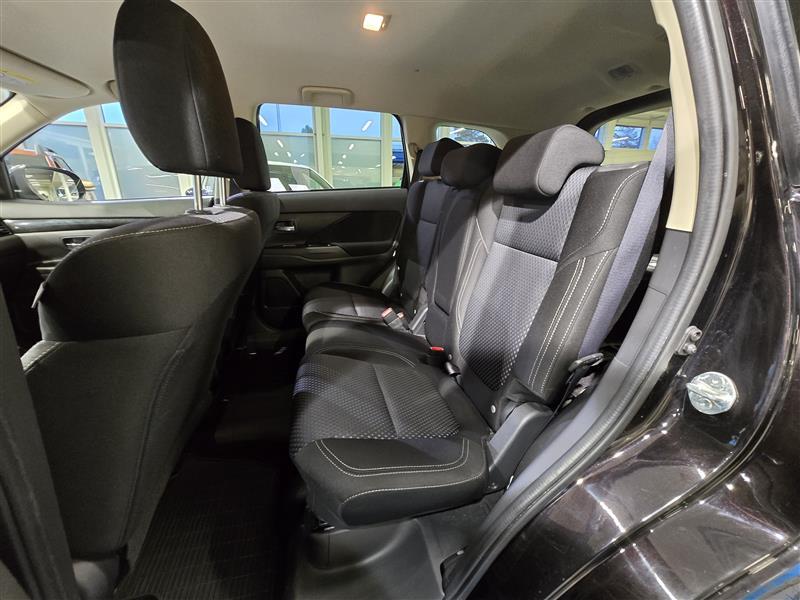 MITSUBISHI Outlander PHEV 2020