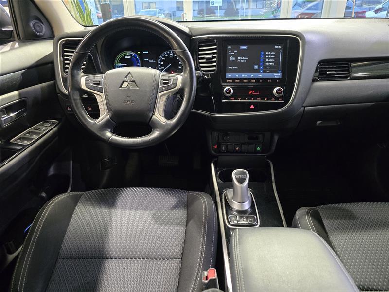 MITSUBISHI Outlander PHEV 2020
