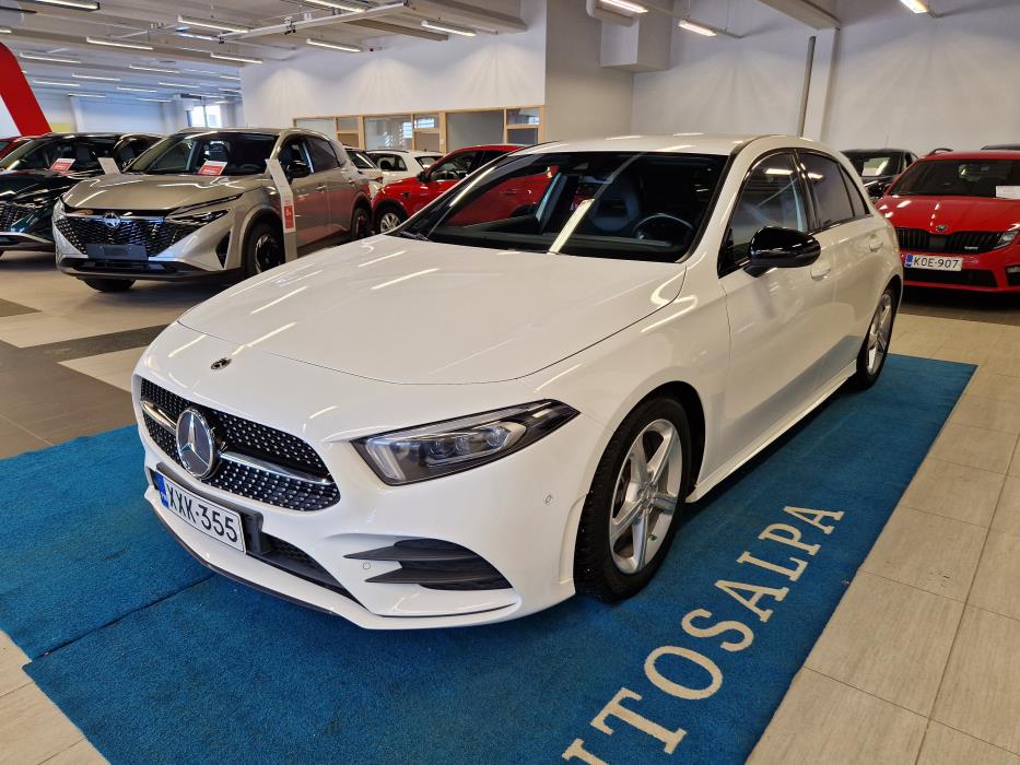 MERCEDES-BENZ A 2021