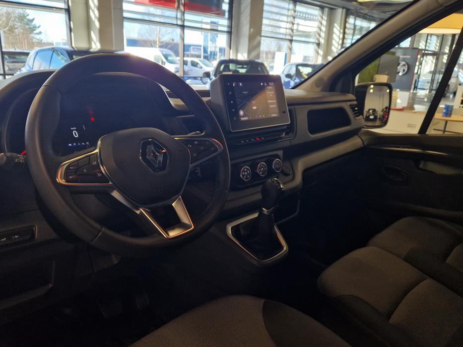 RENAULT Trafic 2022