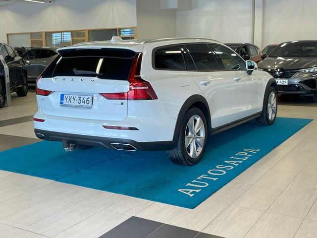 VOLVO V60 Cross Country 2019