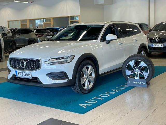 VOLVO V60 Cross Country 2019