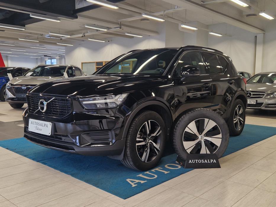VOLVO XC40 2022