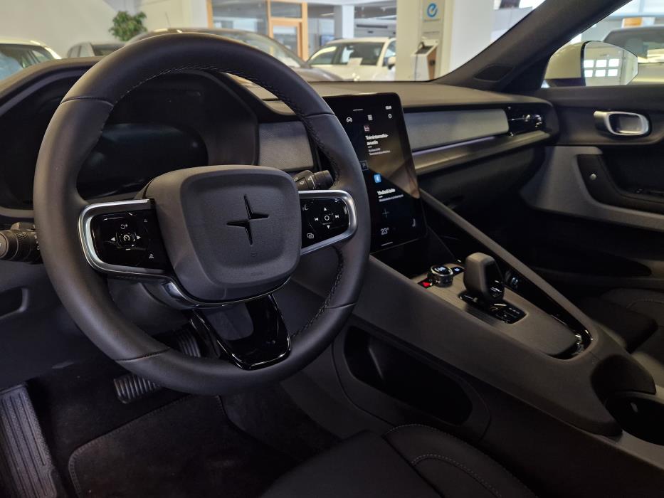 POLESTAR 2 2026