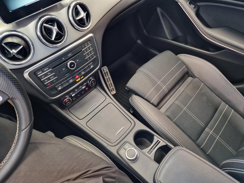 MERCEDES-BENZ CLA 2016