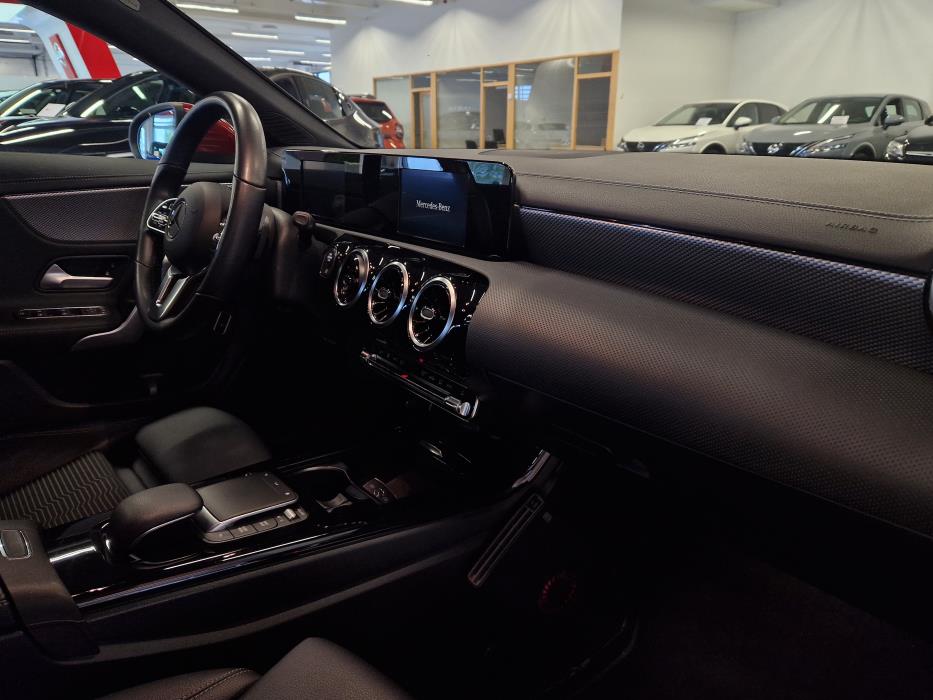 MERCEDES-BENZ CLA 2020