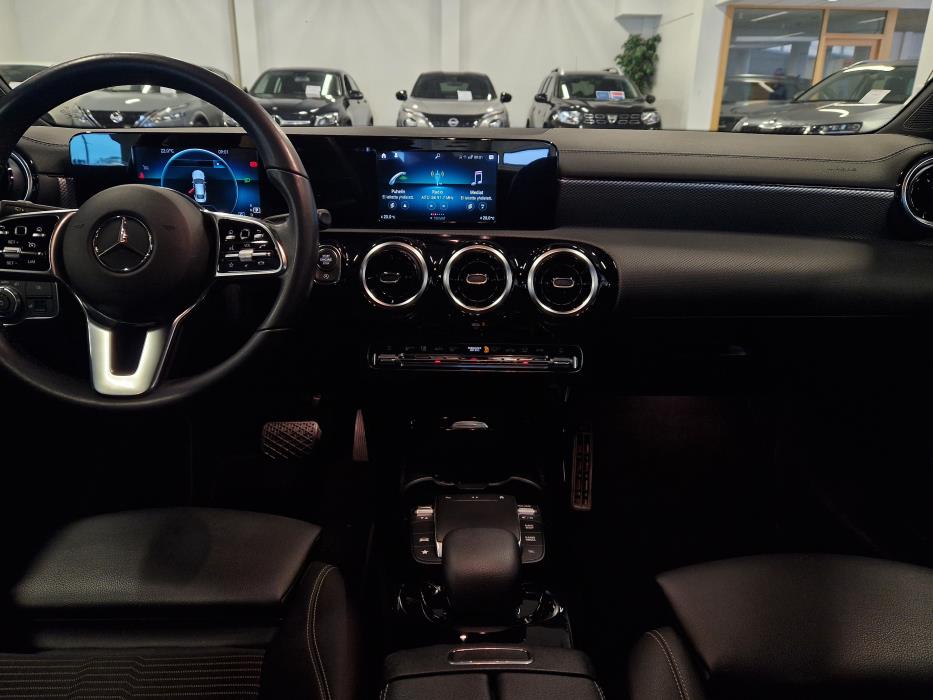 MERCEDES-BENZ CLA 2020