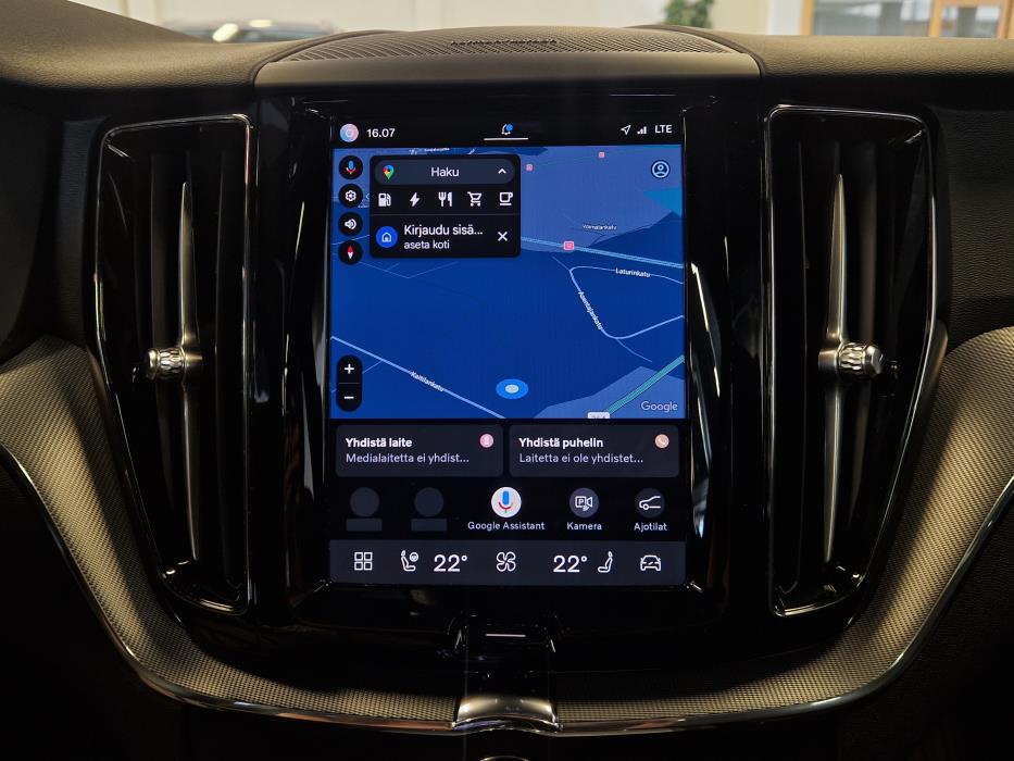 VOLVO XC60 2025
