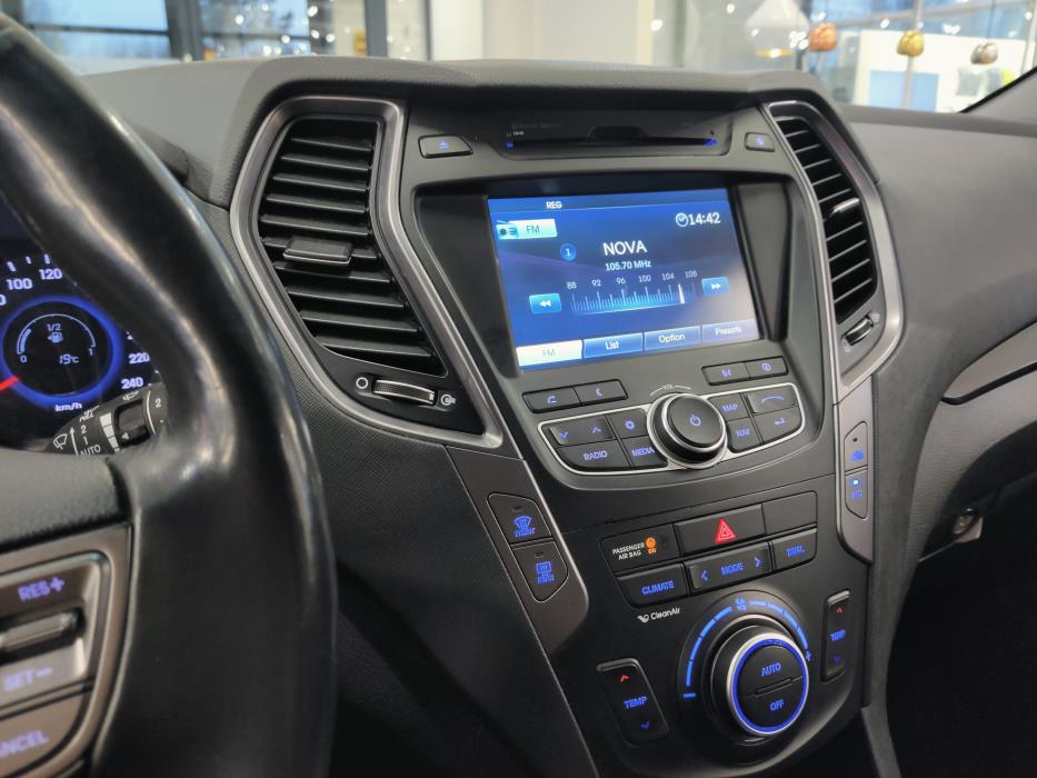 HYUNDAI Santa Fe 2016