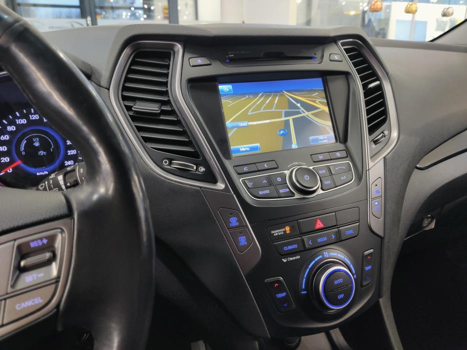 HYUNDAI Santa Fe 2016