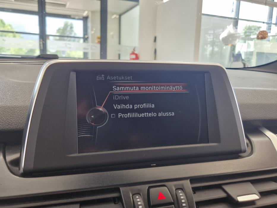 BMW 220 2016