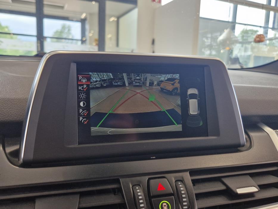 BMW 220 2016