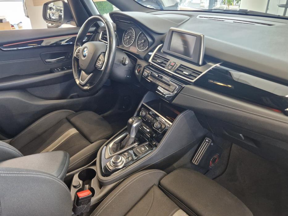 BMW 220 2016