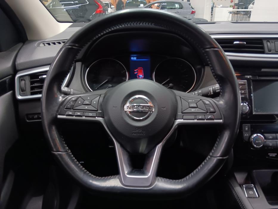 NISSAN Qashqai 2019