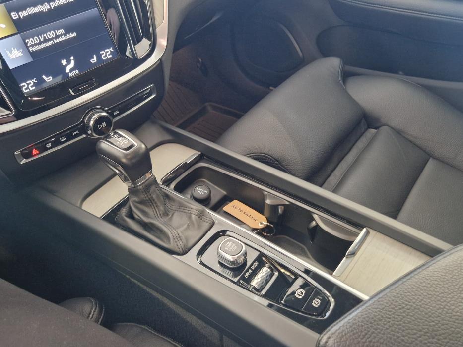 VOLVO S60 2020