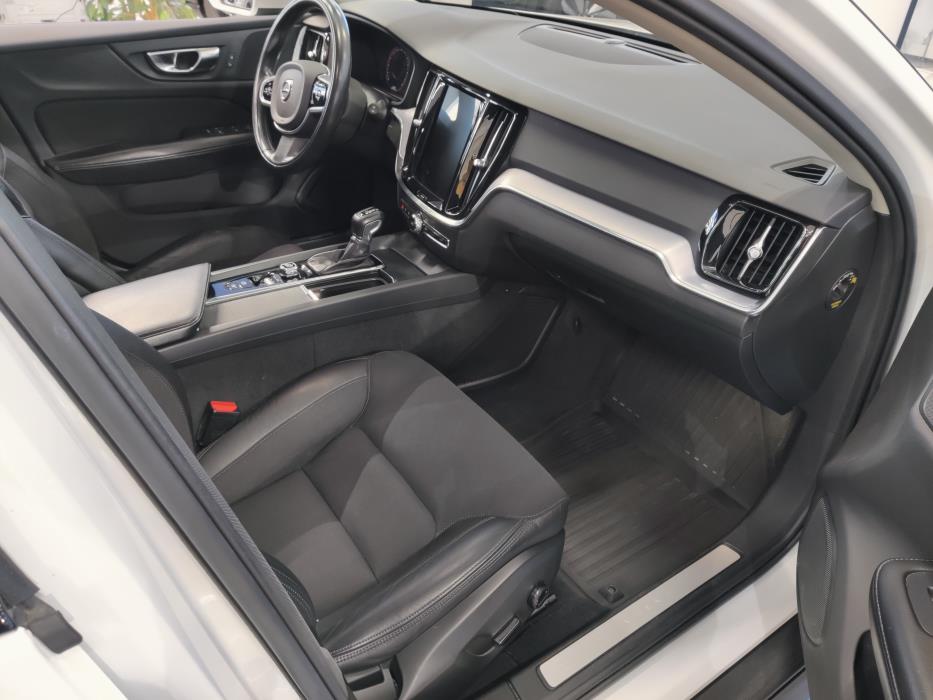 VOLVO V60 Cross Country 2020