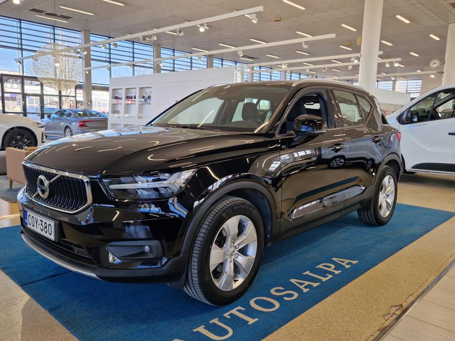 VOLVO XC40 2020