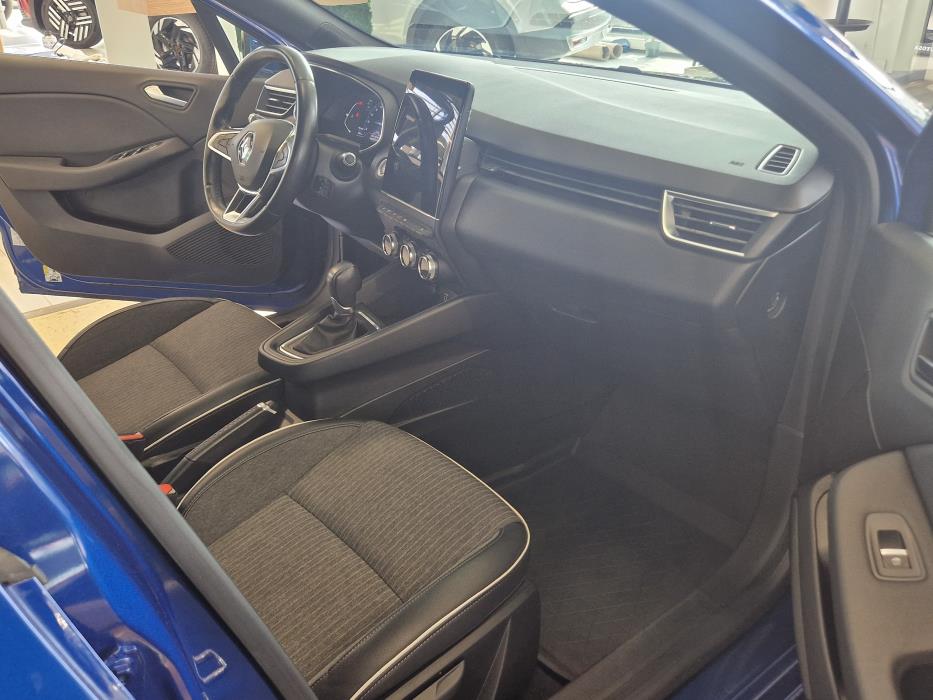 RENAULT Clio 2021