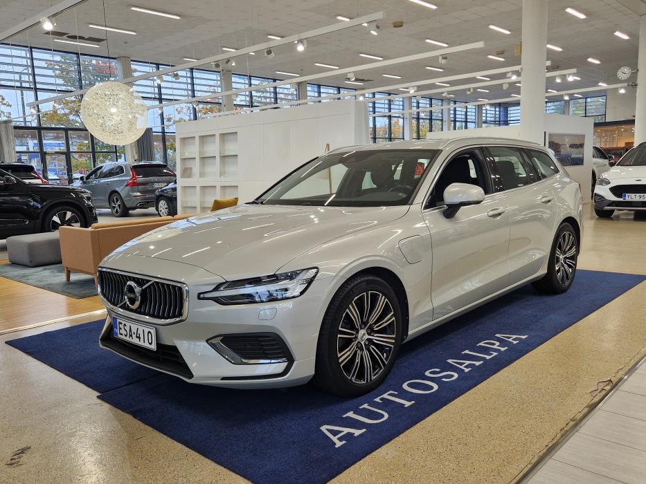 VOLVO V60 2022