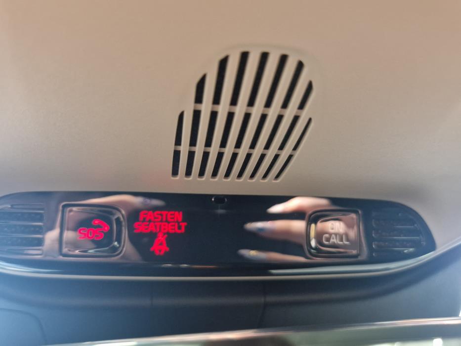 VOLVO V60 2022