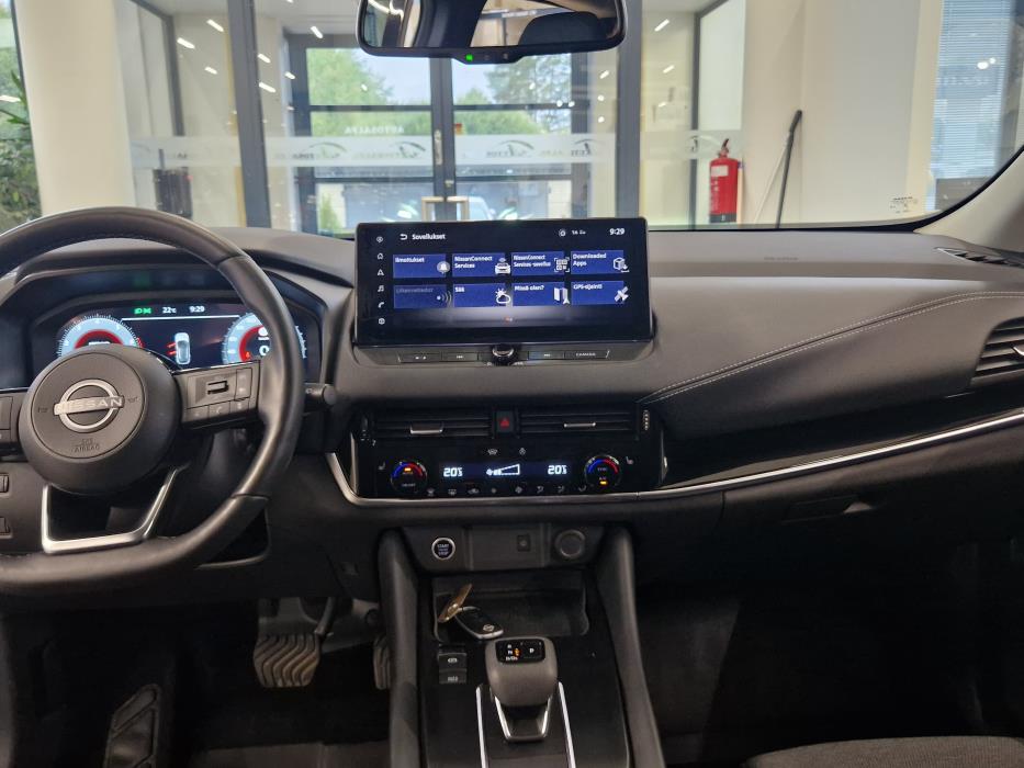 NISSAN Qashqai 2023