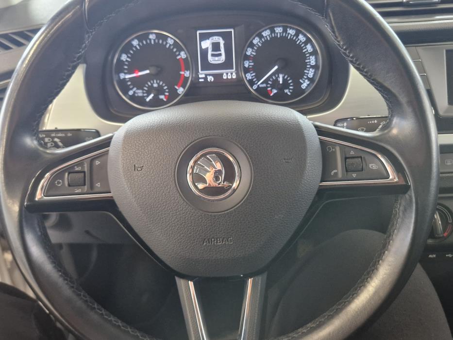 SKODA Fabia 2015