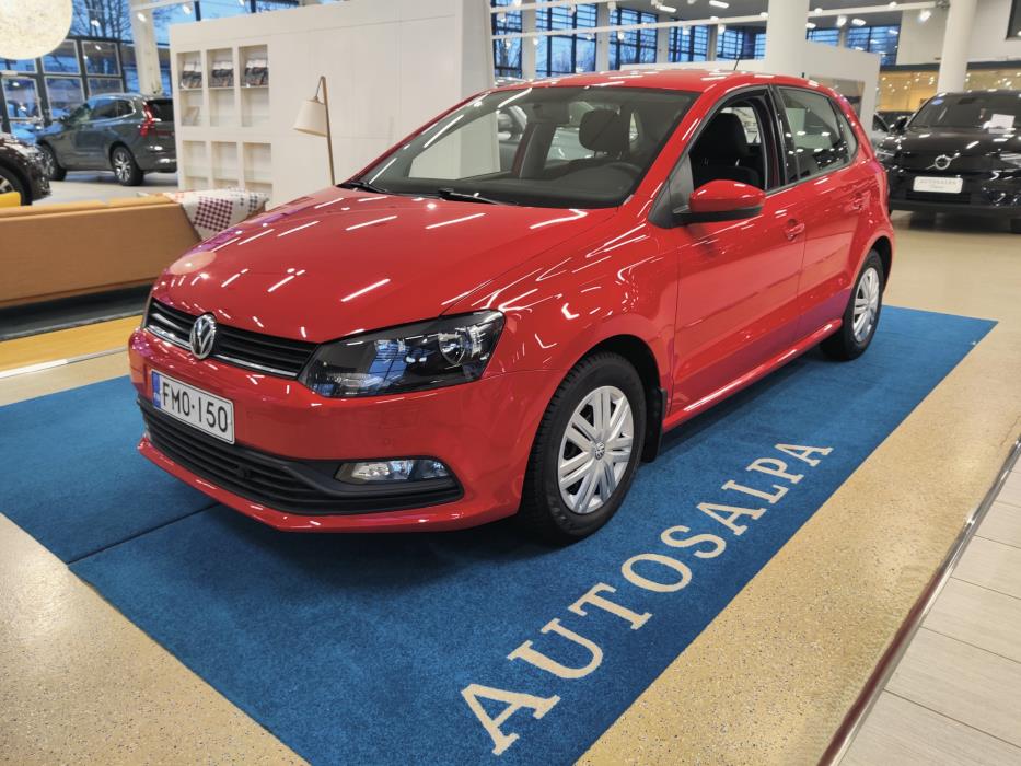 VOLKSWAGEN Polo 2016