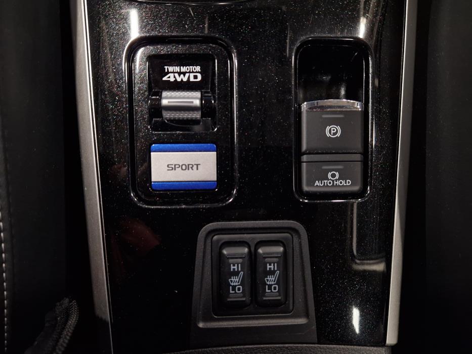 MITSUBISHI Outlander PHEV 2020