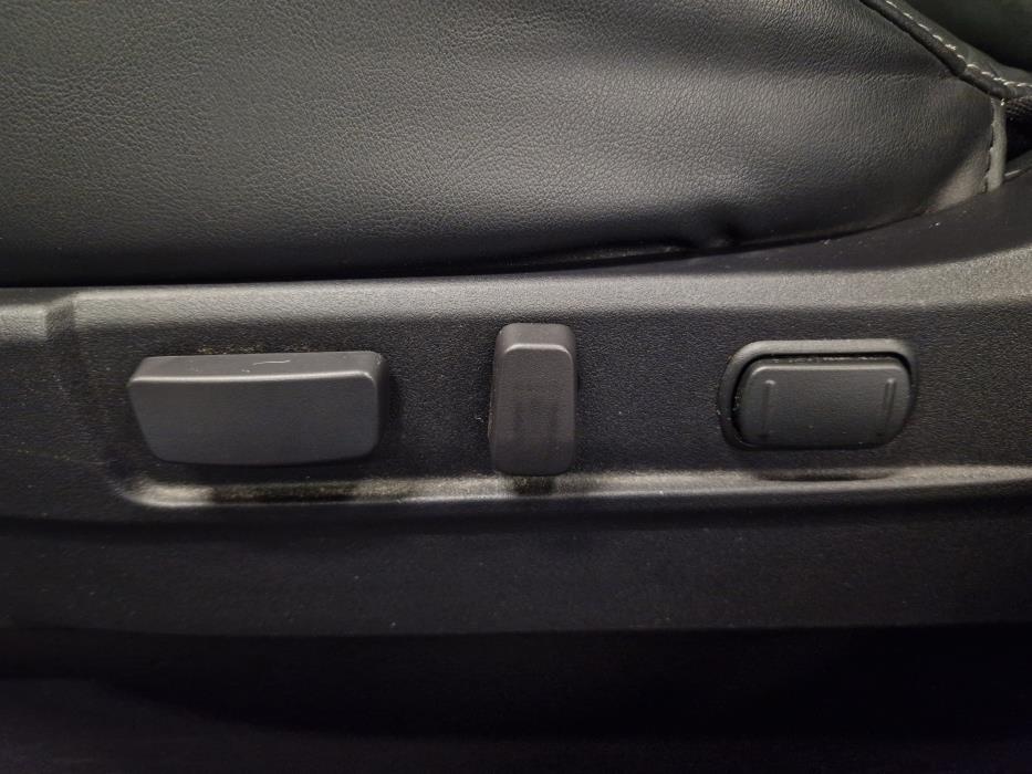 MITSUBISHI Outlander PHEV 2020