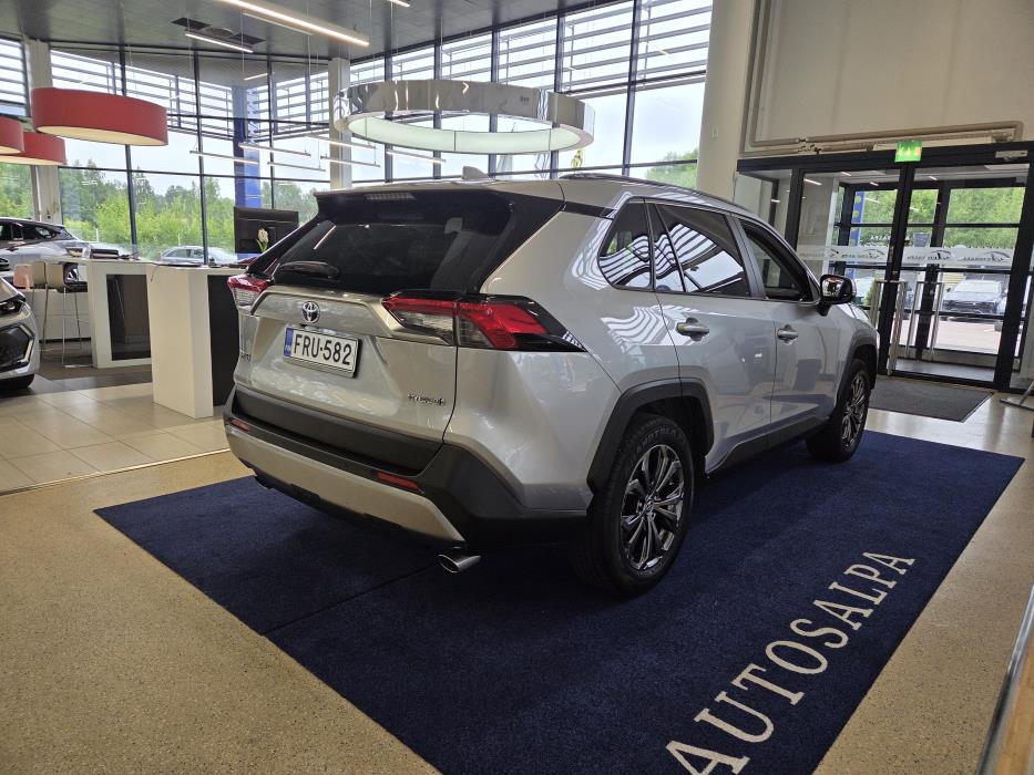 TOYOTA RAV4 2022