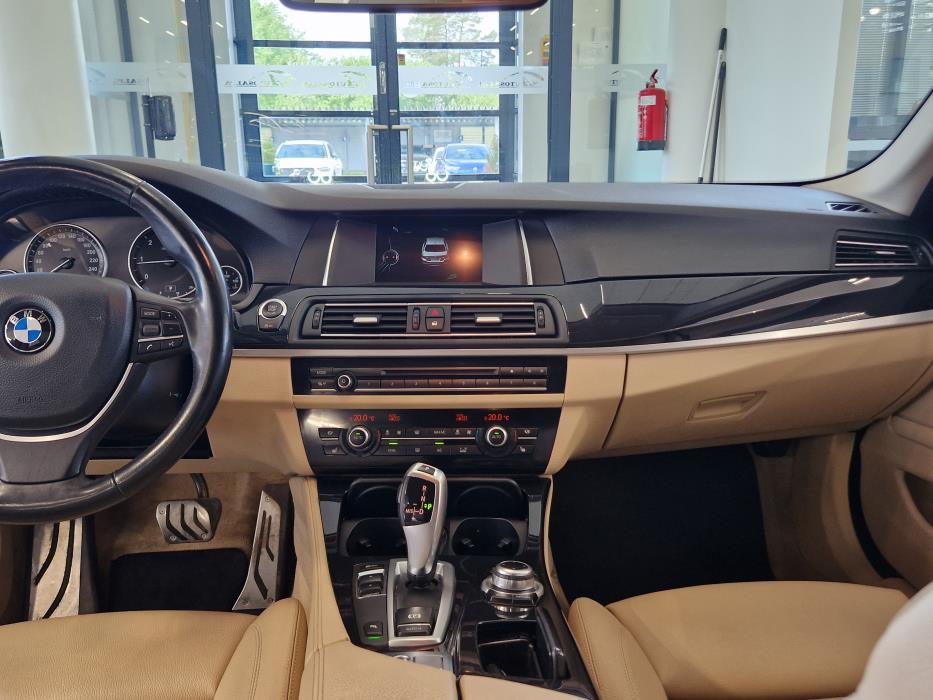 BMW 518 2016