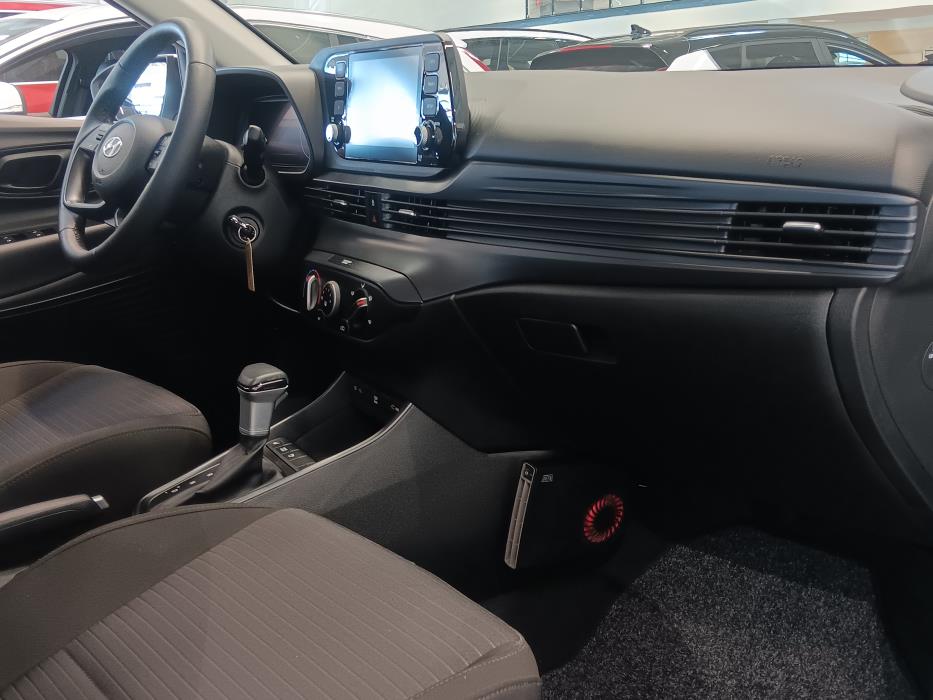 HYUNDAI i20 Hatchback 2022