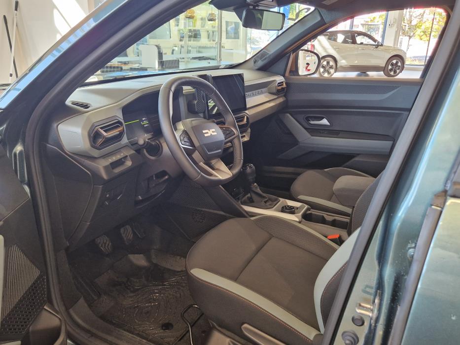 DACIA Duster 2025